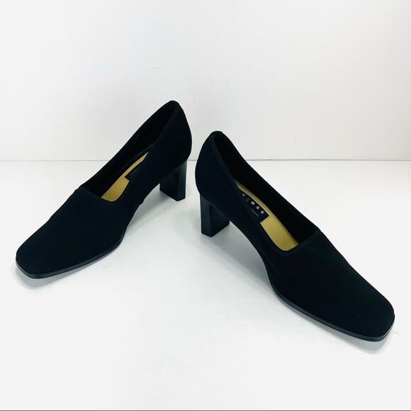 Axcess Mover Black Pumps Size 8 Fabric Upper Leather lining Closed Squared Toe - Picture 10 of 16